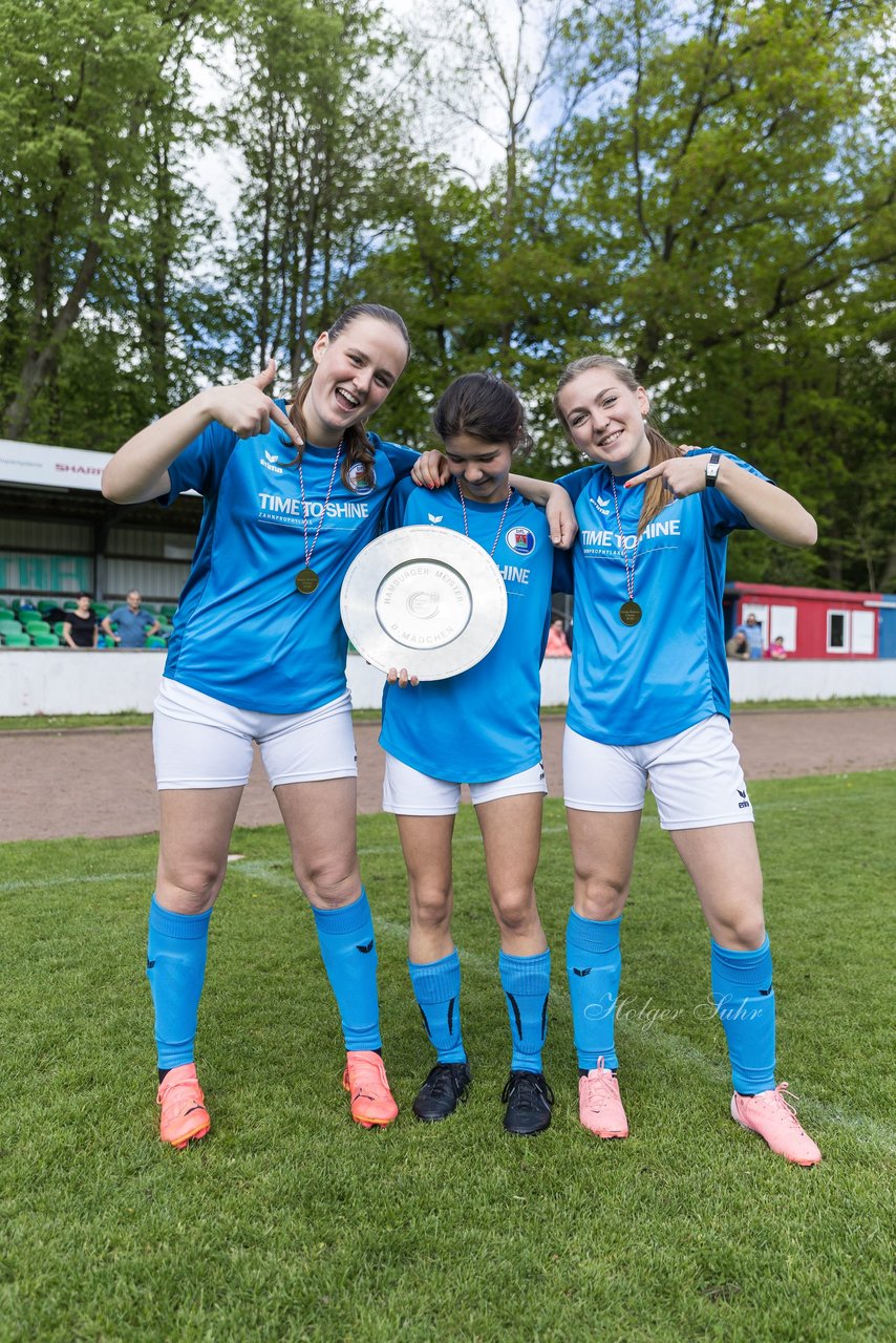 Bild 173 - wBJ Pinneberg Hamburger Meister Siegerehrung